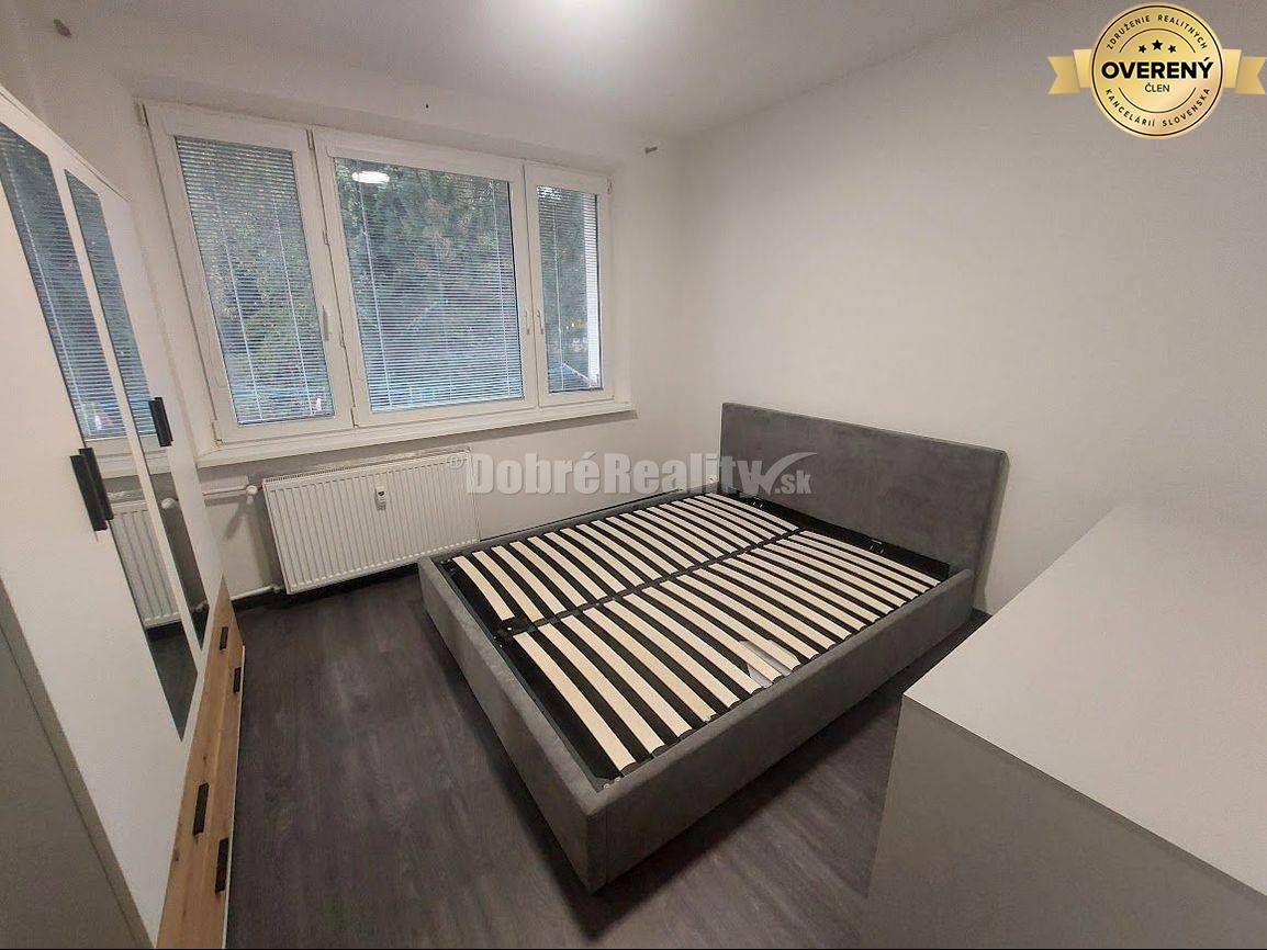 PRENÁJOM: VEĽKÝ 1 IZBOVÝ BYT BEZ BALKÓNA, RADVAŇ