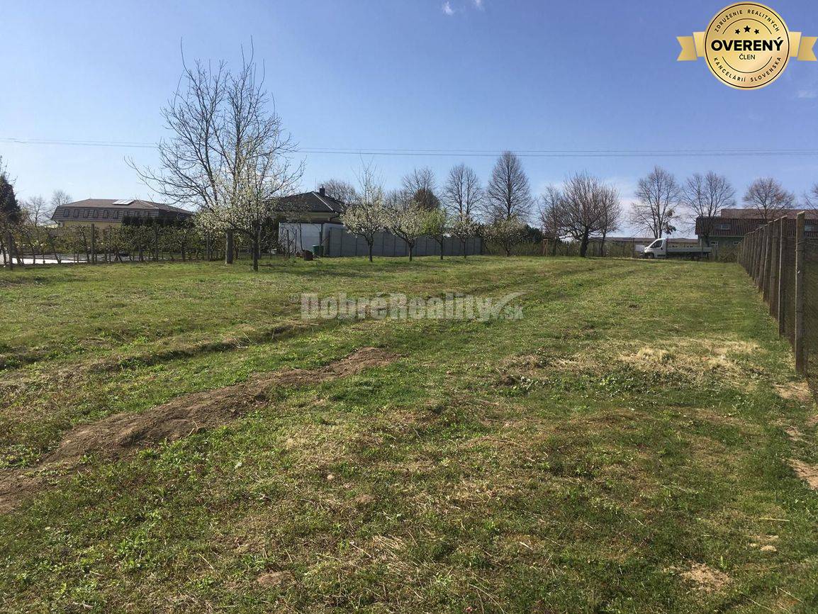 Dobré reality Vám ponúkajú na predaj stavebný pozemok v obci Podhájska