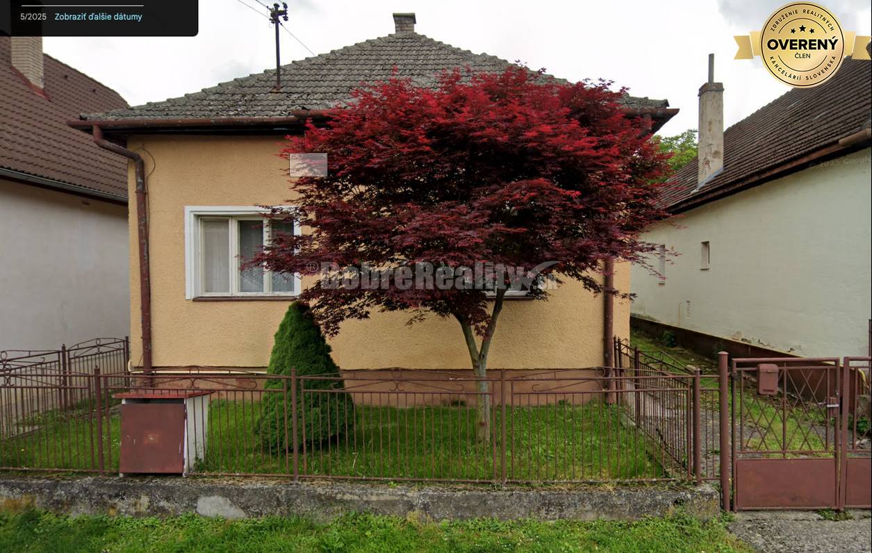 Rodinný dom s veľkým pozemkom v tichom a krásnom prostredí pod Považs