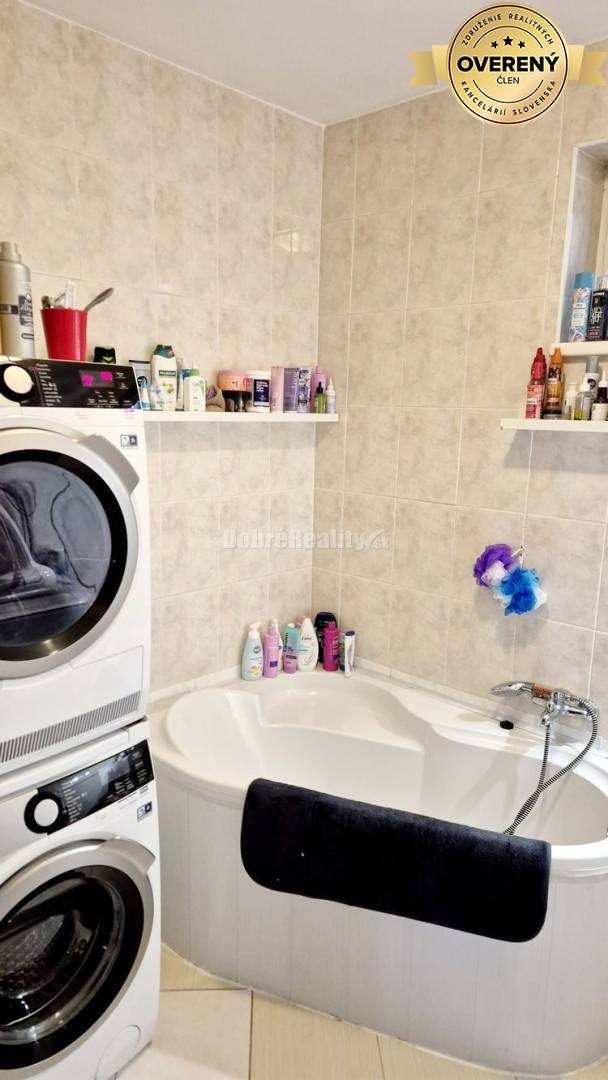 Rezervované -nízkoenergetický 2izb. domček v centre