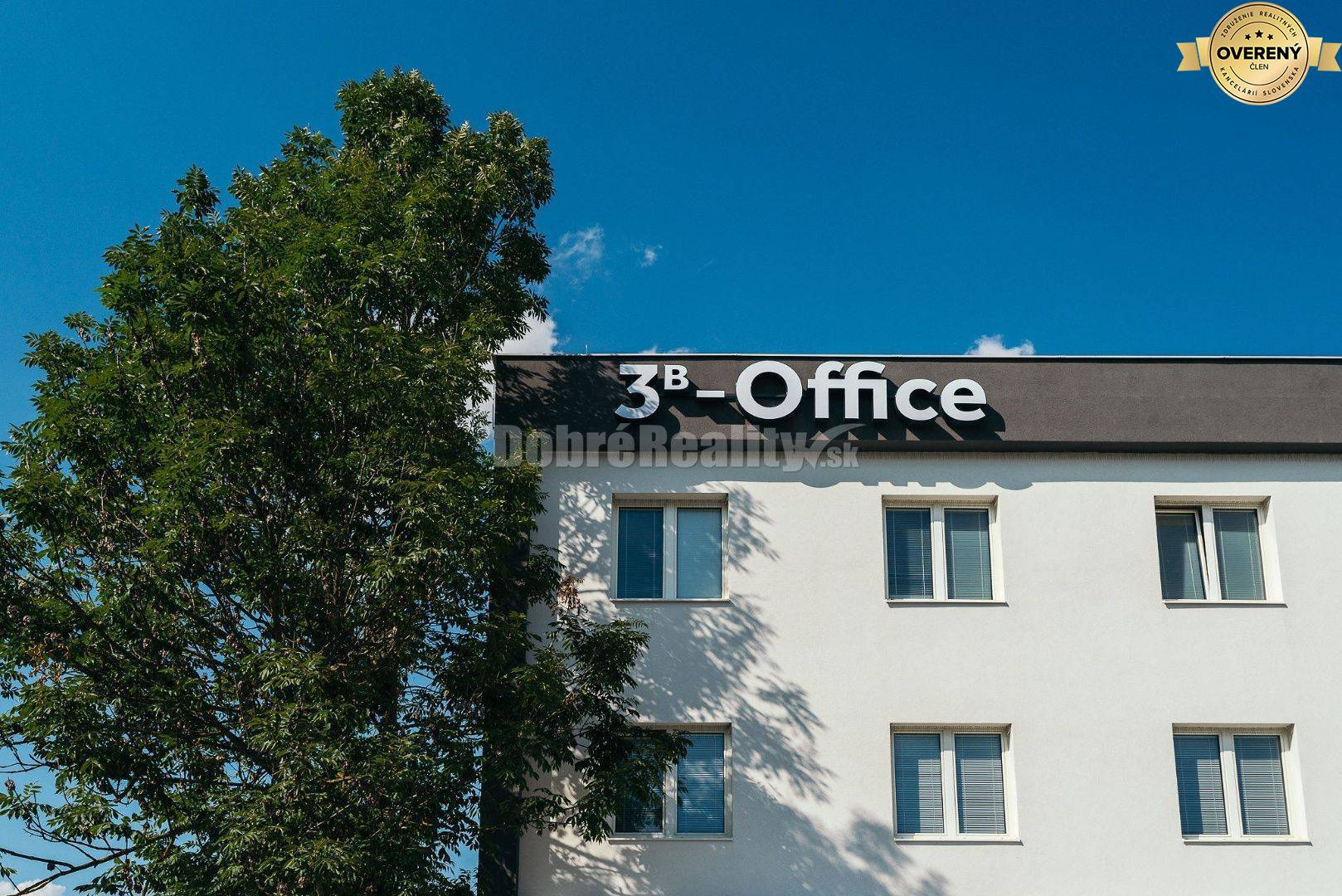 PRENÁJOM: Kancelária s parkovacím miestom (17 m2), 3B Office - Zvolens