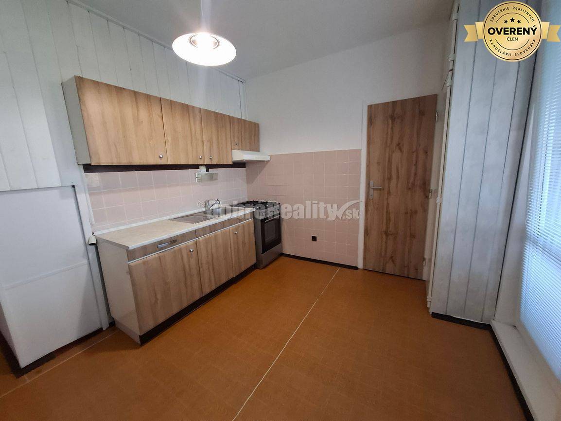 Prenajom 2 izb bytu na sidlisku Juh