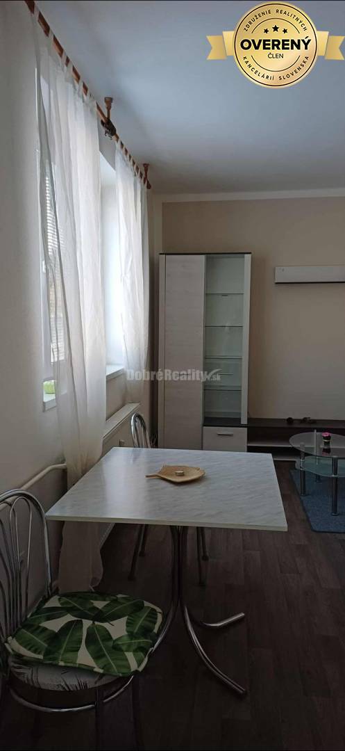 DOBRÉ REALITY ponúkajú na predaj 2 - izbový byt za výhodnú cenu na uli