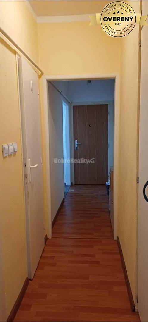 DOBRÉ REALITY ponúkajú na predaj 2 - izbový byt za výhodnú cenu na uli