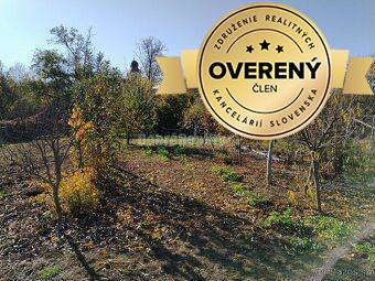 Dobré Reality ponúkajú priestranný rodinný dom s altánkom, garážou a