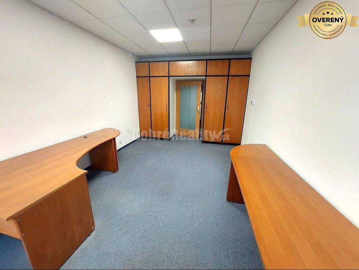 PRENÁJOM: KANCELÁRSKY PRIESTOR V CENTRE BANSKEJ BYSTRICE