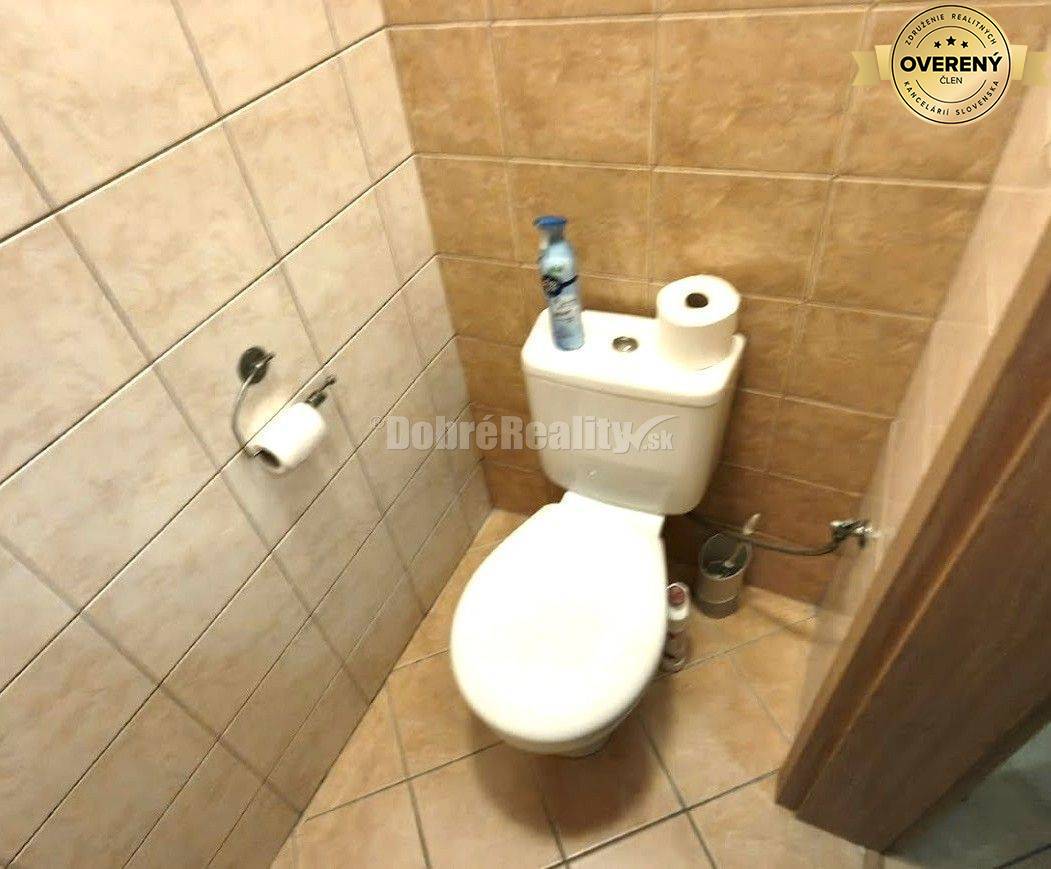 PRENÁJOM: ÚTULNÝ 2 IZBOVÝ BYT BEZ BALKÓNA, NOVOSTAVBA, CENTRUM