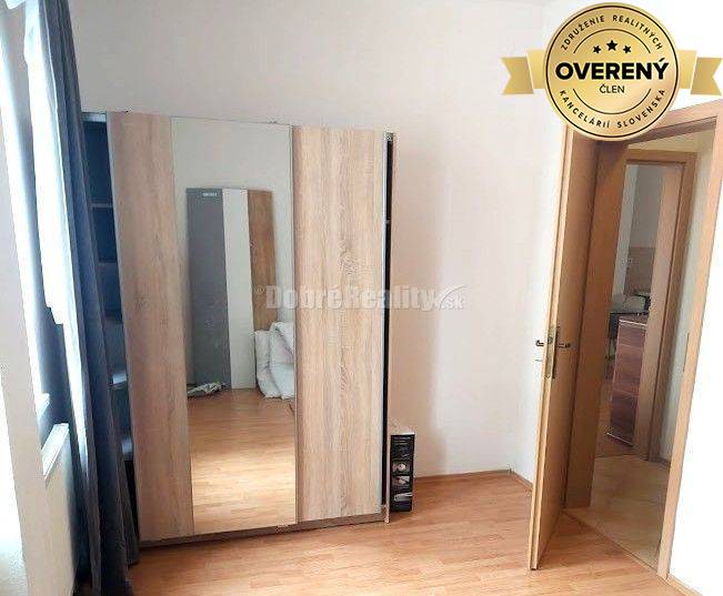 PRENÁJOM: ÚTULNÝ 2 IZBOVÝ BYT BEZ BALKÓNA, NOVOSTAVBA, CENTRUM