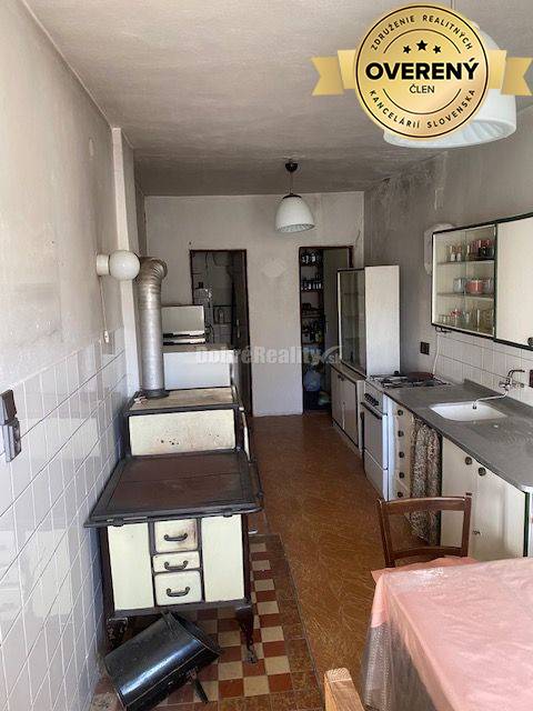 DOBRÉ REALITY -PREDAJ - Rodinný dom v obci Kremnické Bane, okres Žiar