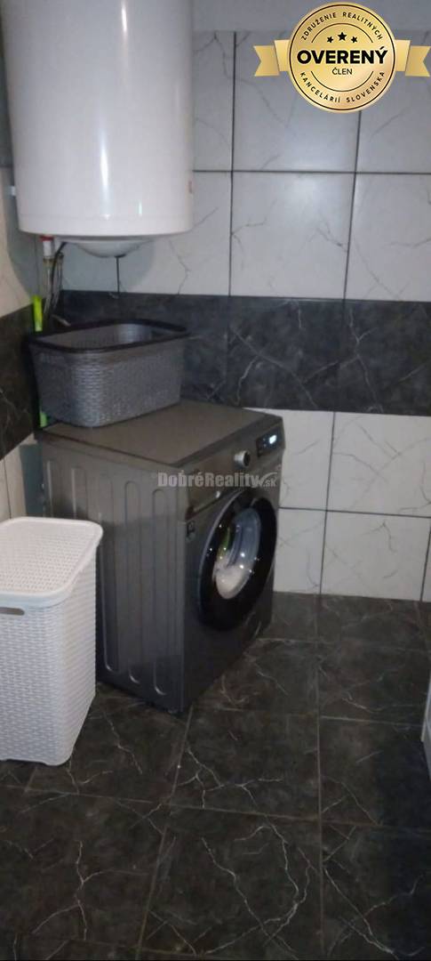 REZERVOVANÝ! Dobré reality vám ponúkajú na predaj rekonštruovaný rodin