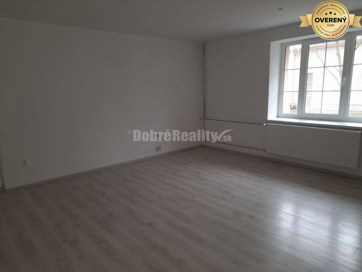 3 izbový byt Kasárenská