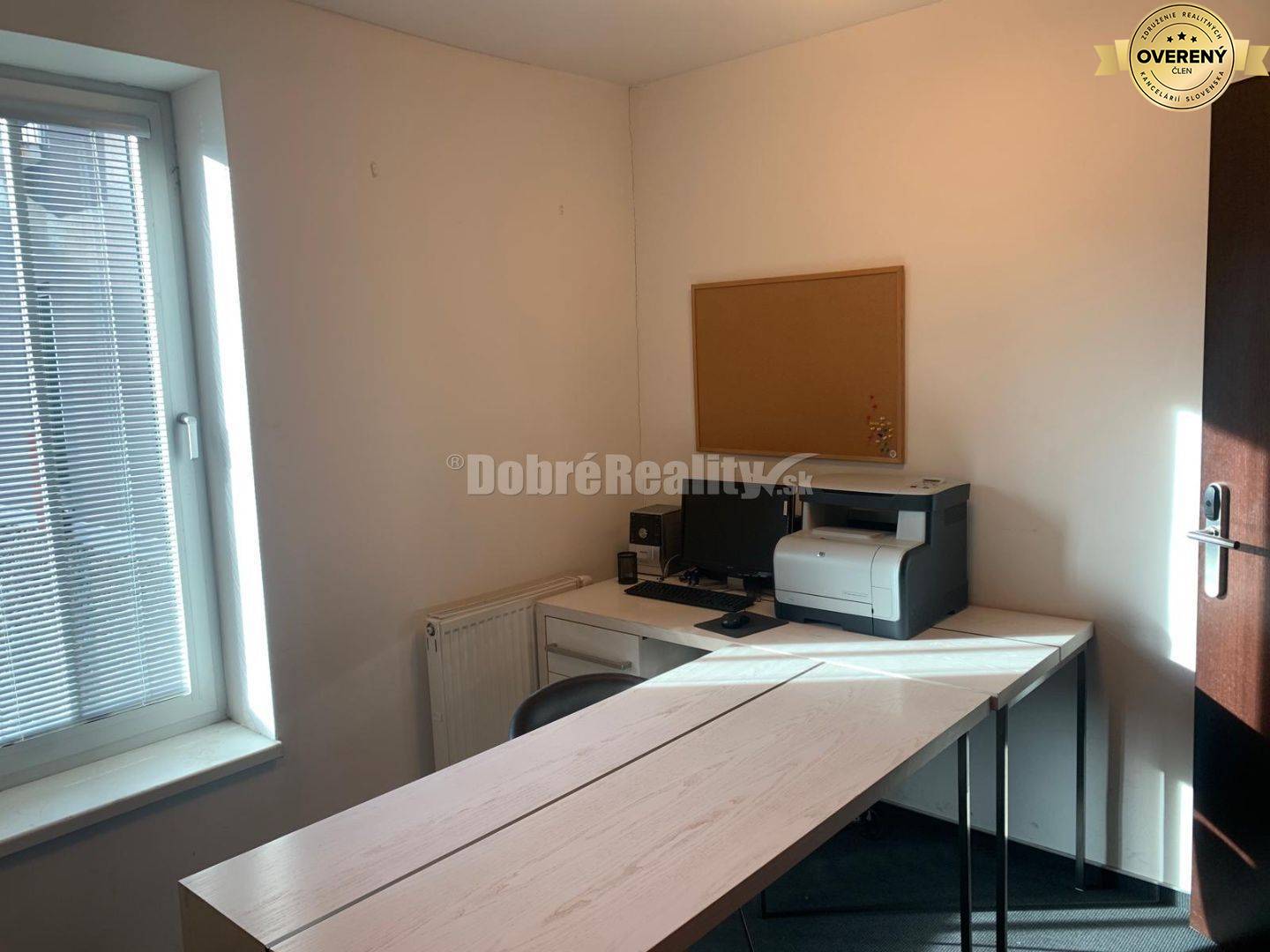 Na prenájom kancelária v Hoteli Preuge