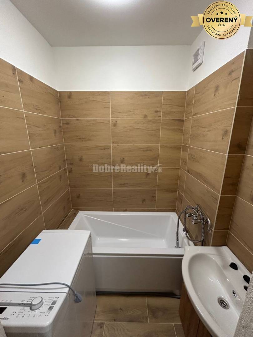 Rezervované : Prenájom zrekonštruovaného 3izb bytu na Léckej ul.