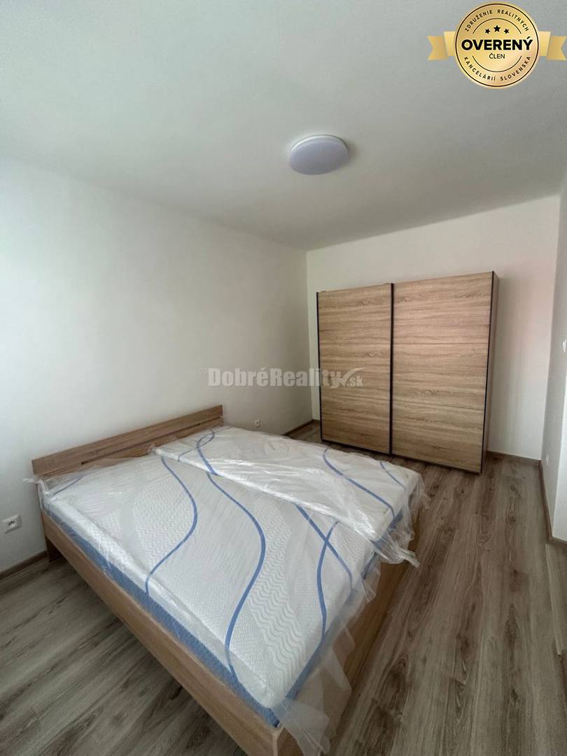 Rezervované : Prenájom zrekonštruovaného 3izb bytu na Léckej ul.