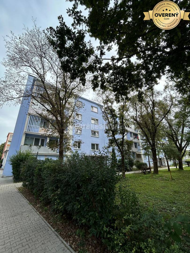 Rezervované : Prenájom zrekonštruovaného 3izb bytu na Léckej ul.