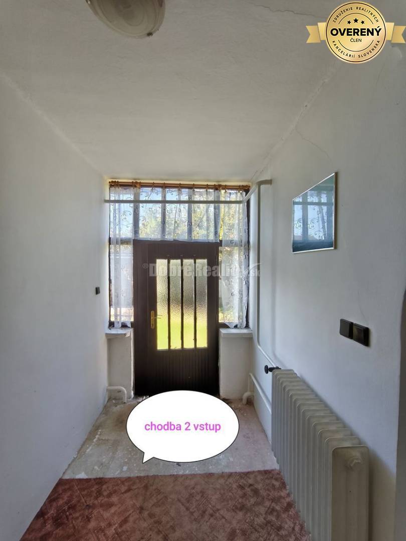 Viacgeneračný rodinný dom v pôvodnom stave ,super dispozícia , veľký p