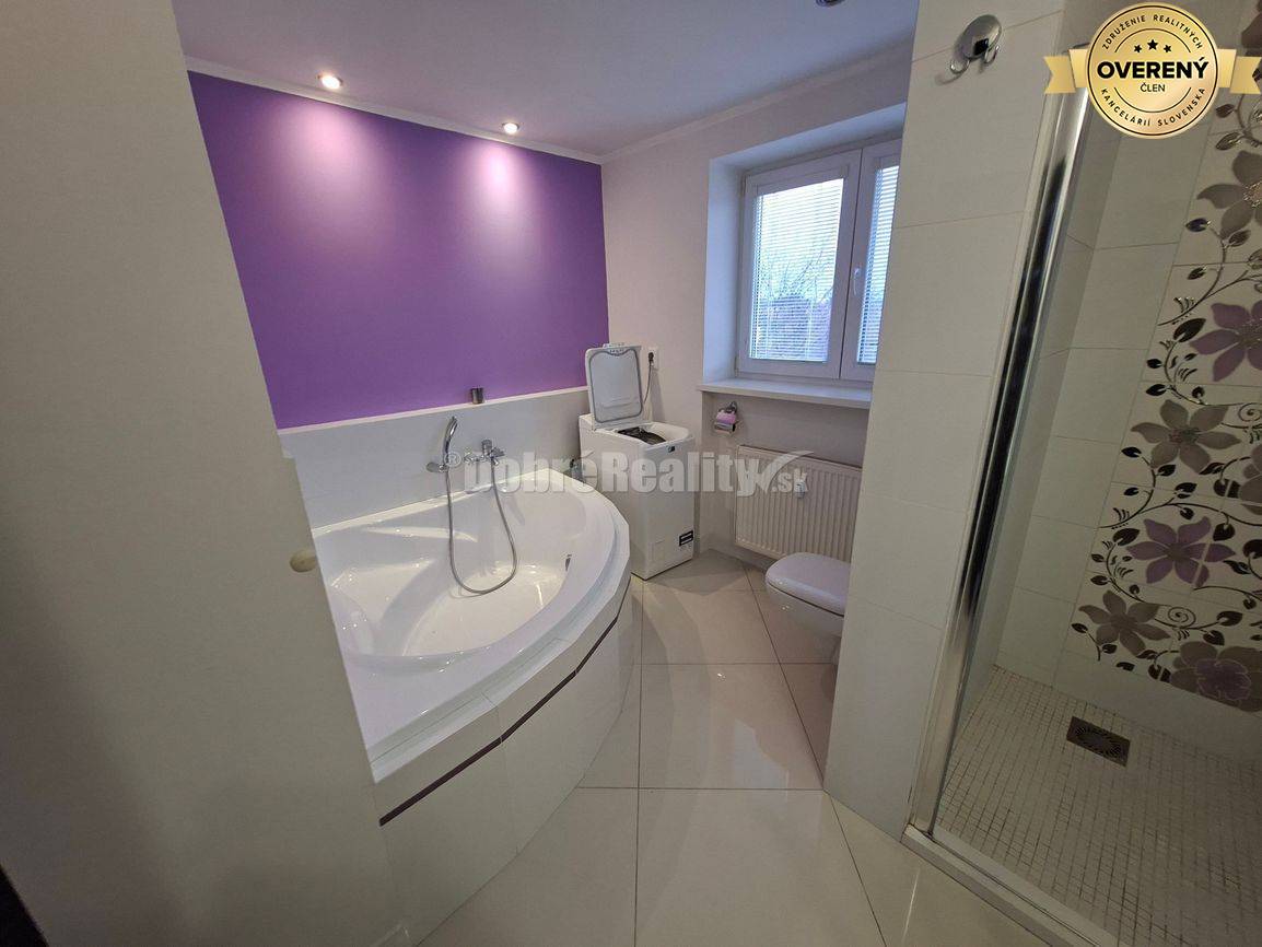 DOBRÉ REALITY - Krásny 2-i. byt na prenájom na Starom sídlisku