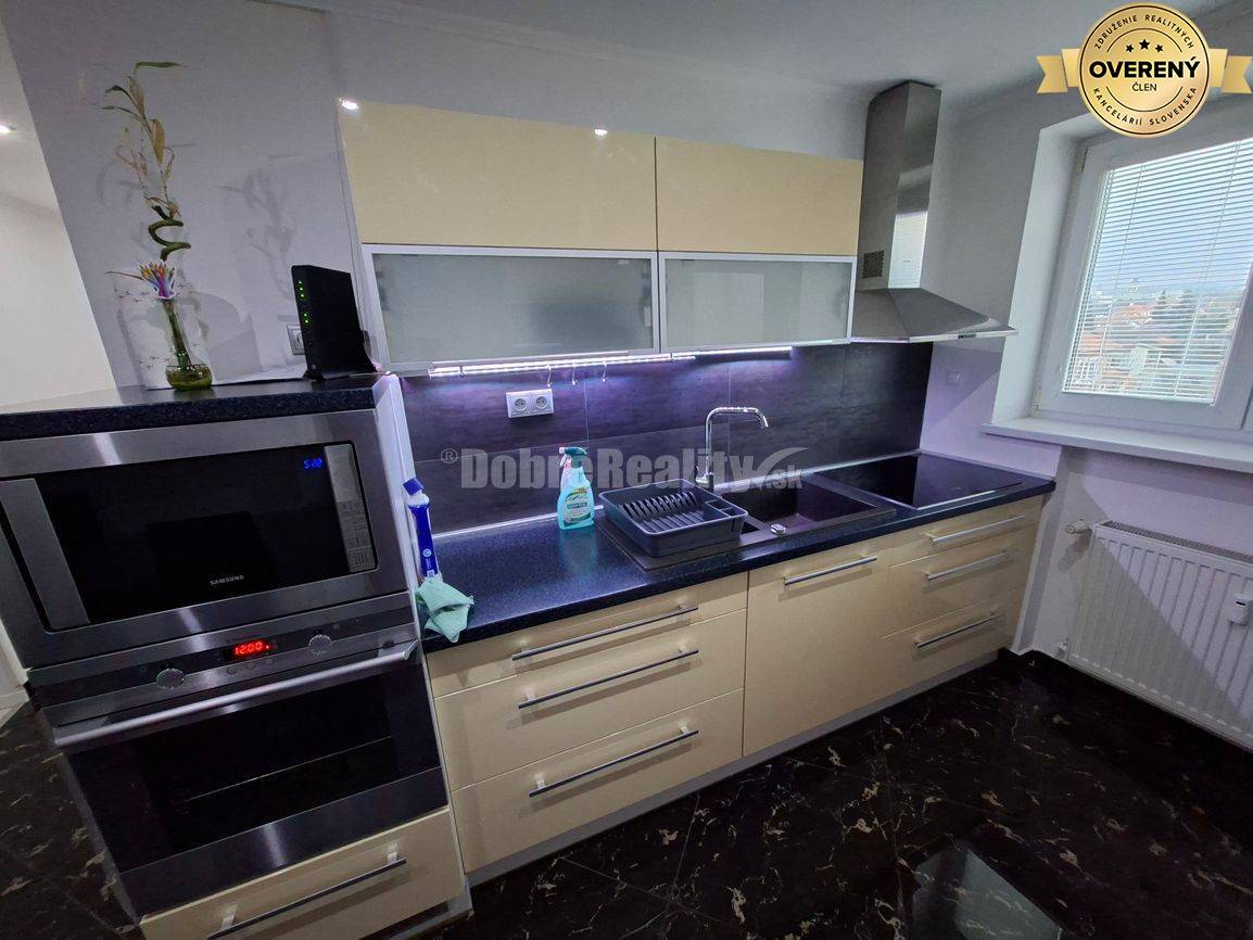 DOBRÉ REALITY - Krásny 2-i. byt na prenájom na Starom sídlisku