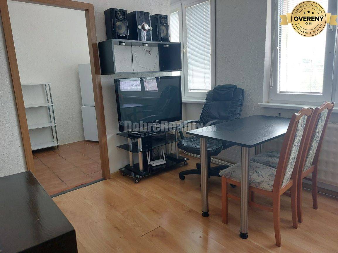 PRENÁJOM: SLNEČNÝ 1 IZBOVÝ BYT, SÁSOVÁ