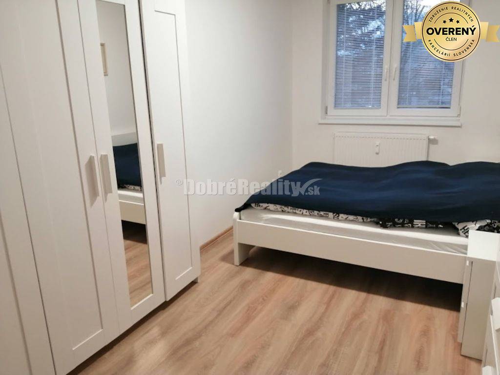 PRENÁJOM: MODERNÝ, ZARIADENÝ 2 IZBOVÝ BYT PRI NEMOCNICI F. D. R.
