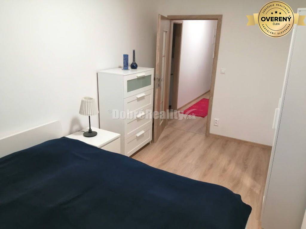 PRENÁJOM: MODERNÝ, ZARIADENÝ 2 IZBOVÝ BYT PRI NEMOCNICI F. D. R.