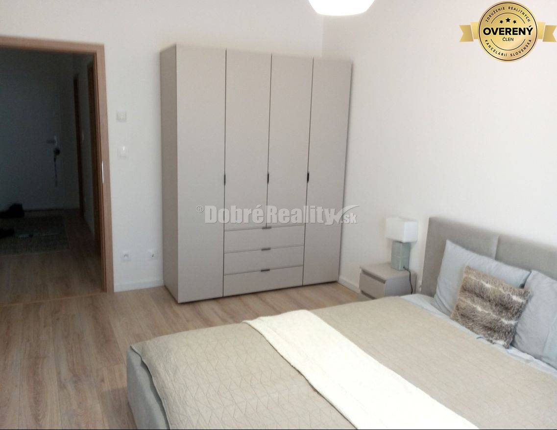 Dvojizbový byt v Seredi na PRENÁJOM