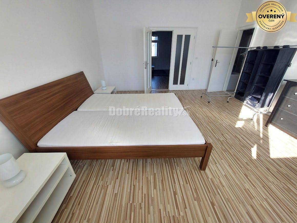 PRENÁJOM: VEĽKOMETRÁŽNY 2 IZBOVÝ BYT S 2 LOGGIAMI, CENTRUM