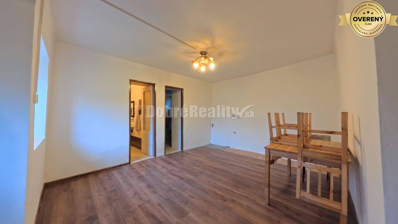 Dobré Reality ponúkajú na predaj rodinný dom s vidieckym charakterom a