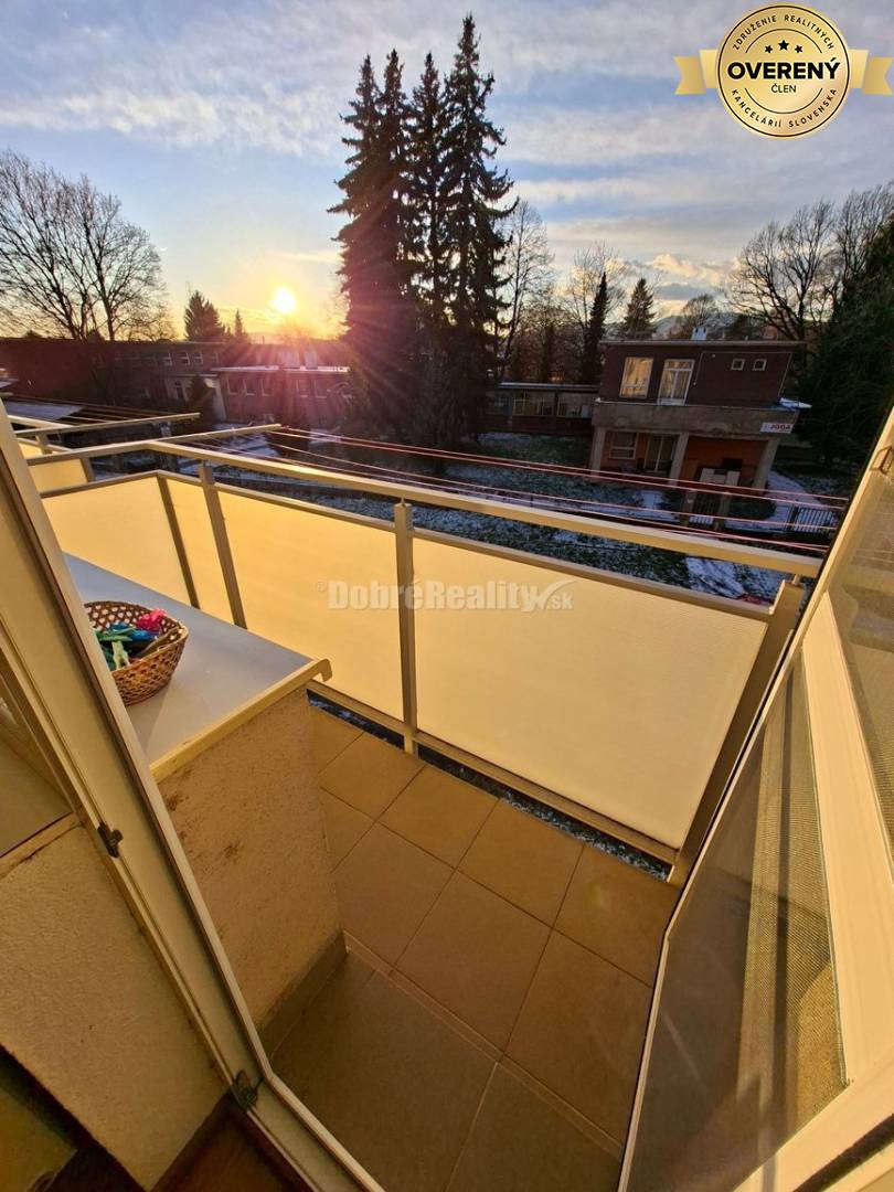 DOBRÉ REALITY - Krásny 2-i. byt s balkónom na prenájom na Starom sídli