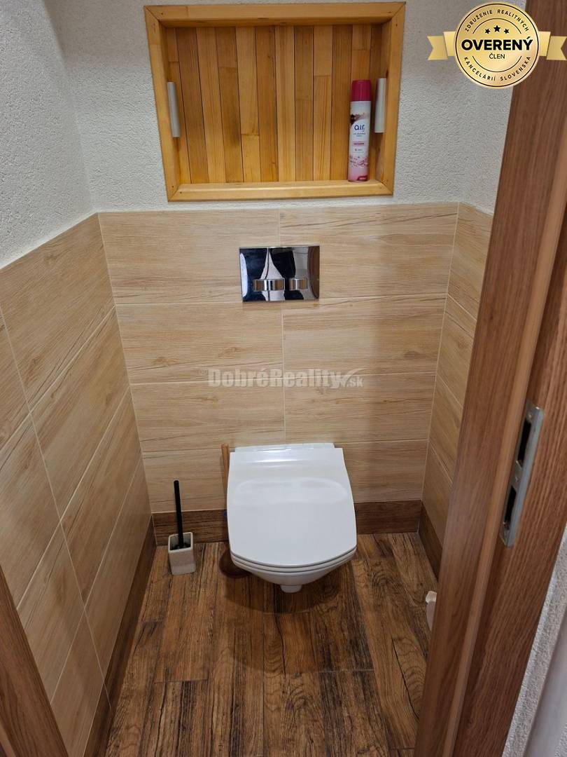 DOBRÉ REALITY - Krásny 2-i. byt s balkónom na prenájom na Starom sídli