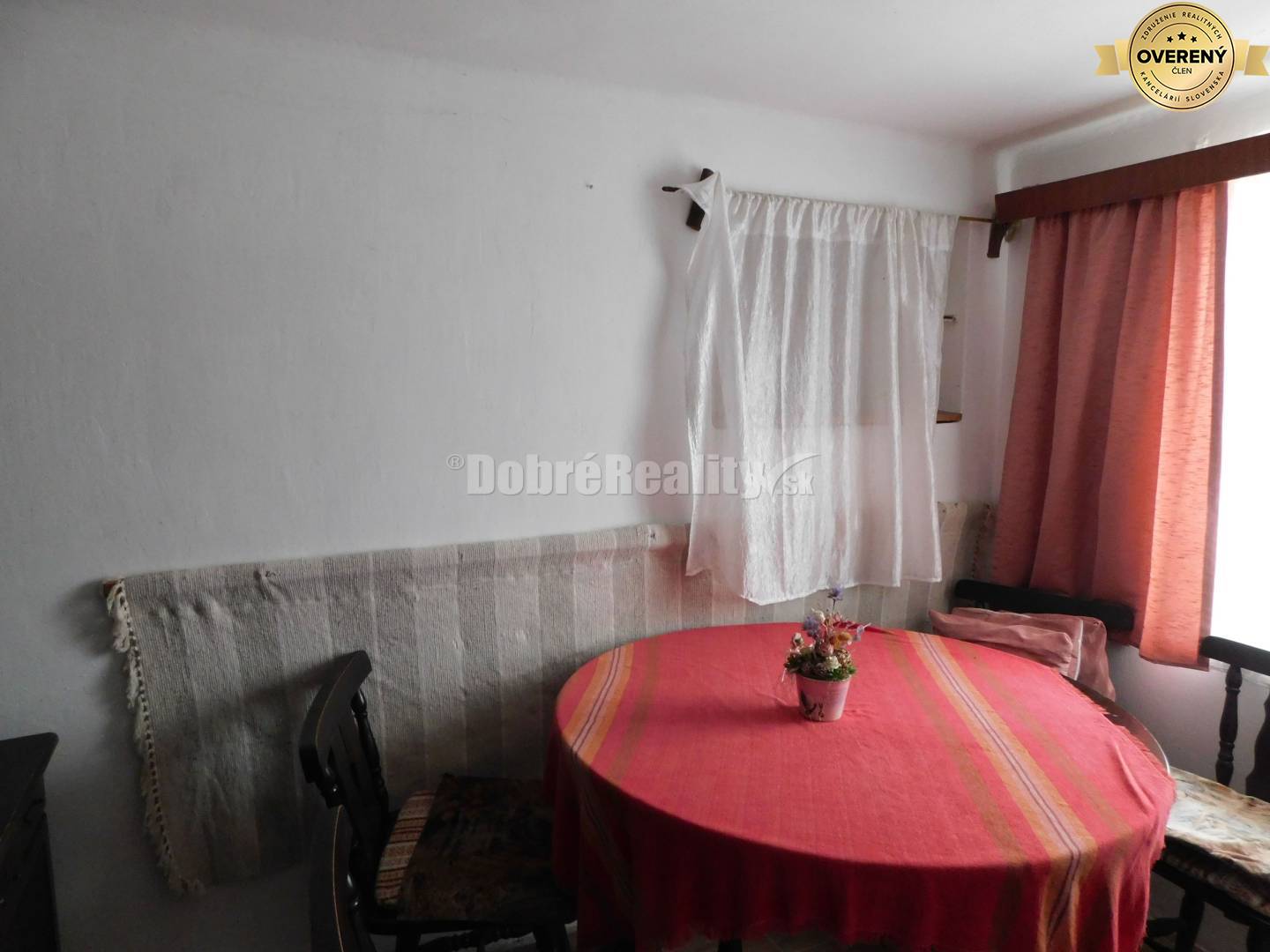 Ponúkame Vám na predaj 3-izb. rodinný dom vo Dvoroch nad Žitavou len 8