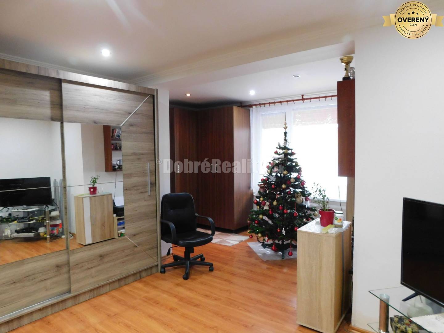 Ponúkame na predaj 3 -izb. rodinný dom po kompletnej rekonštrukcii v o