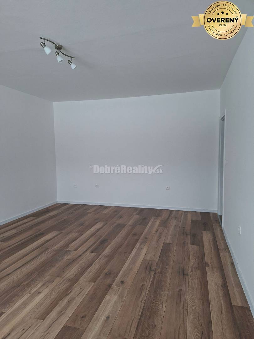 Prenájom: Dobré Reality ponúkajú slnečný 1-izbový byt po kompletnej re