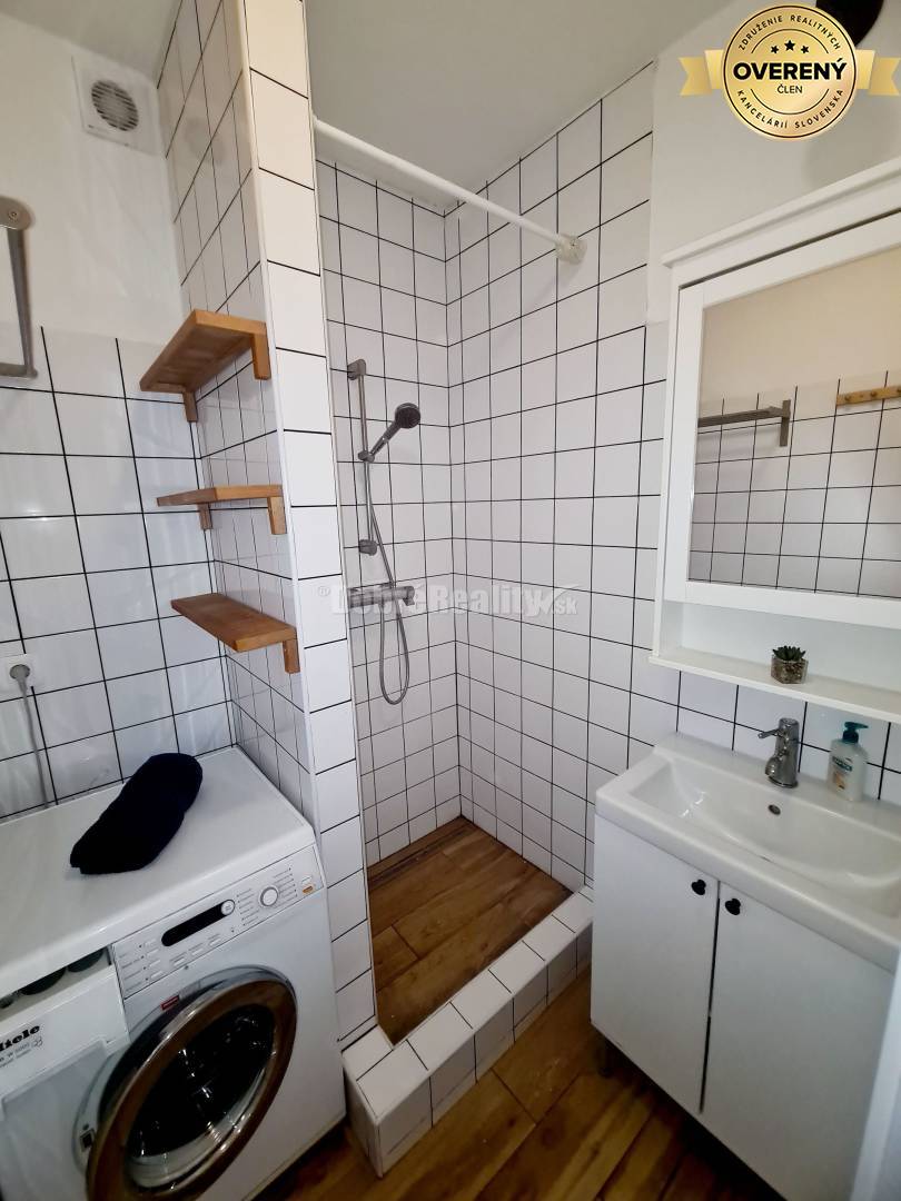 Dobré reality na predaj útulný 2-izb,.byt 57m2, kompletná rekonštrukci