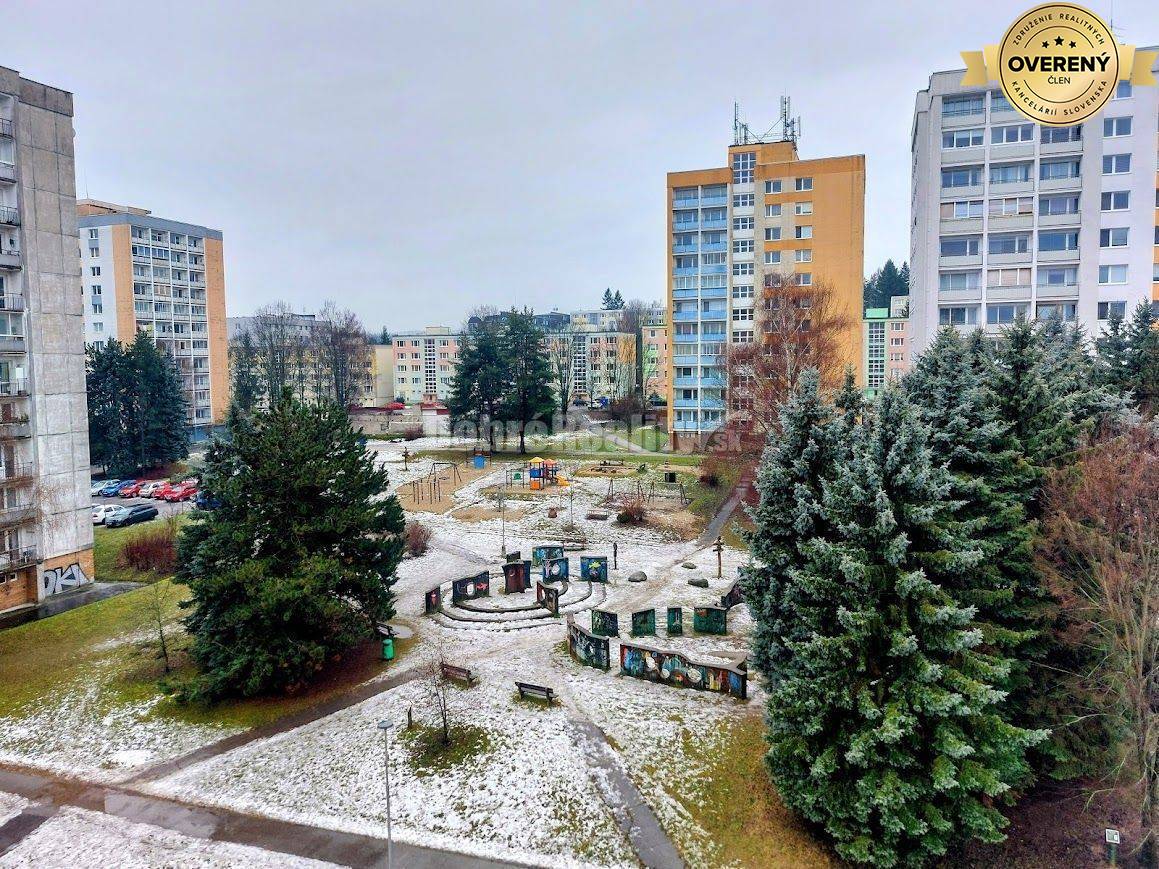 PREDAJ: NÁDHERNÝ, VEĽKÝ 3 IZBOVÝ BYT S 2 x LOGGIOU, THK