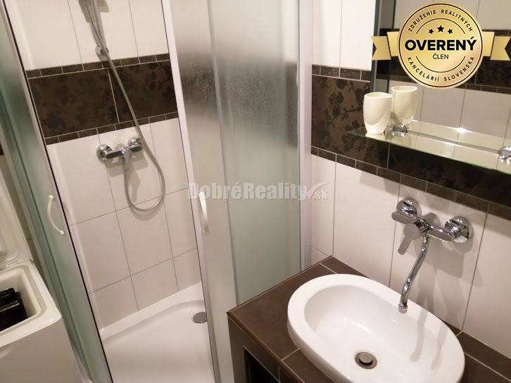 PRENÁJOM: VEĽKÝ, ZARIADENÝ 2 IZBOVÝ BYT BEZ BALKÓNA, SÍDLISKO