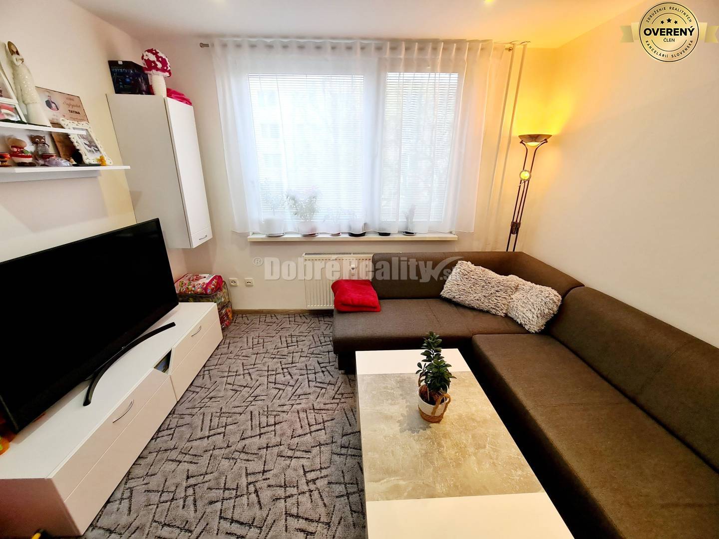 Na predaj pekný 2-izb.byt 57m2 po rekonštrukcii vo vyhľadávanej lokali