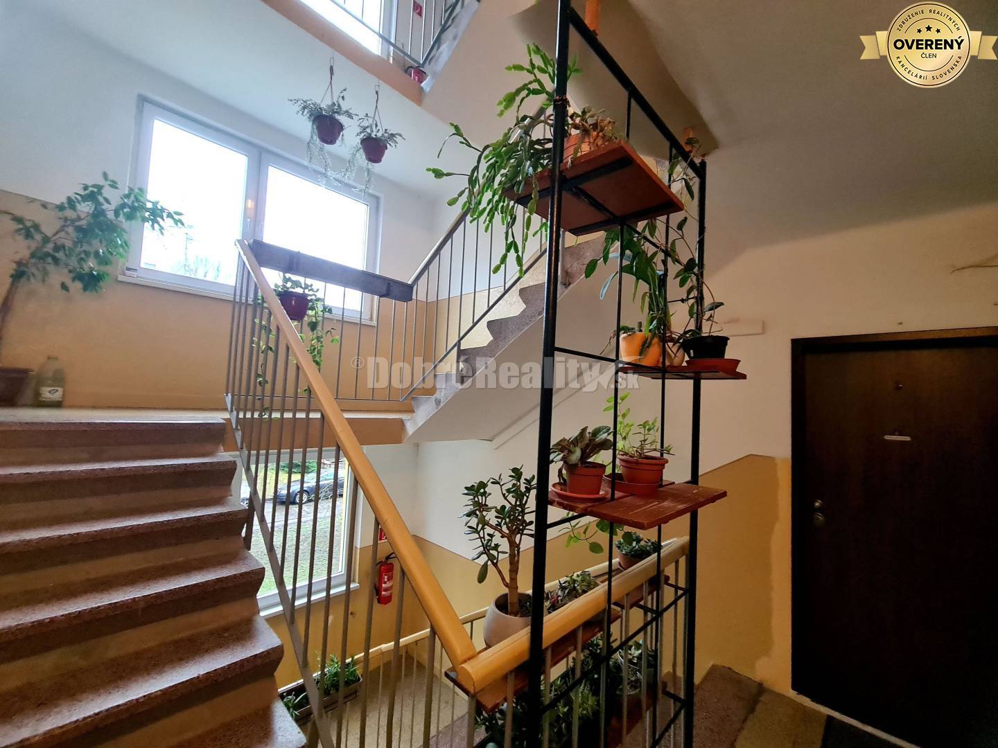 Na predaj pekný 2-izb.byt 57m2 po rekonštrukcii vo vyhľadávanej lokali