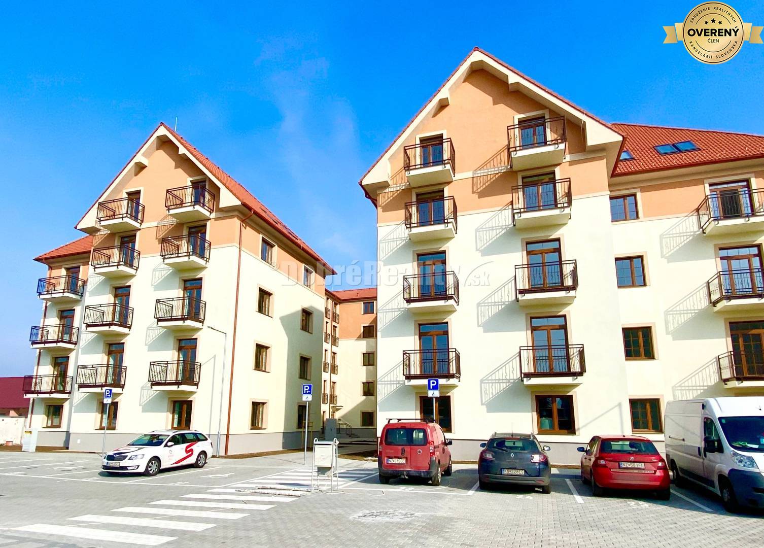 na prenájom 2 izbový byt Kasárenská