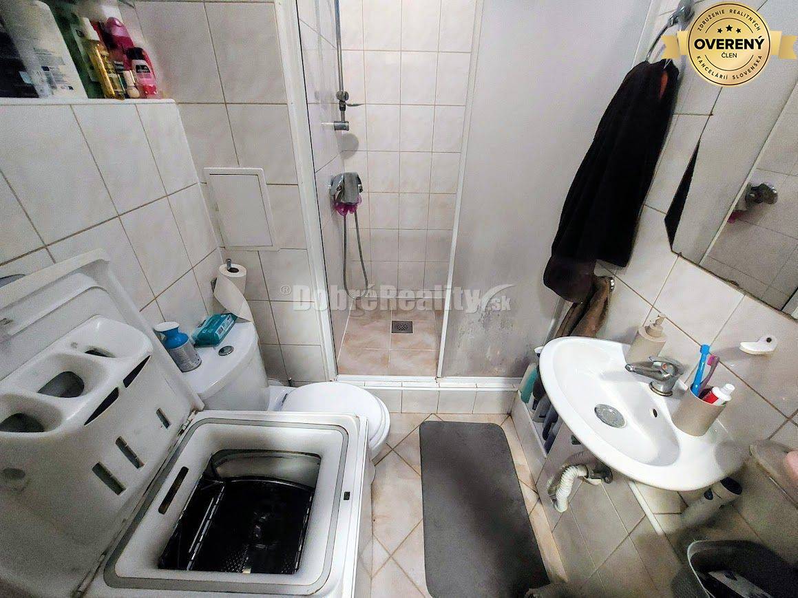 PRENÁJOM: ZARIADENÝ 2 IZBOVÝ BYT, UHLISKO