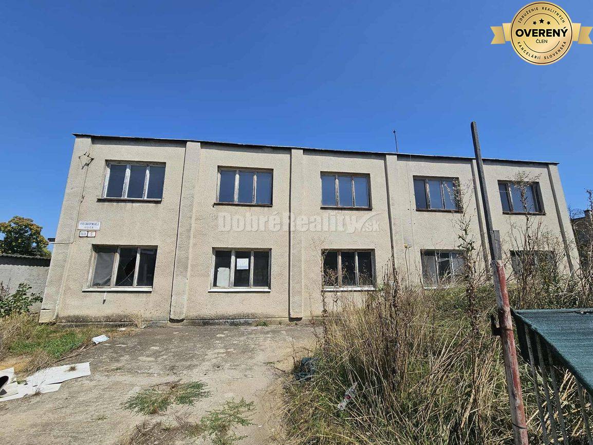 Na predaj komerčná budova v centre Nového Mesta nad Váhom – ideálna na