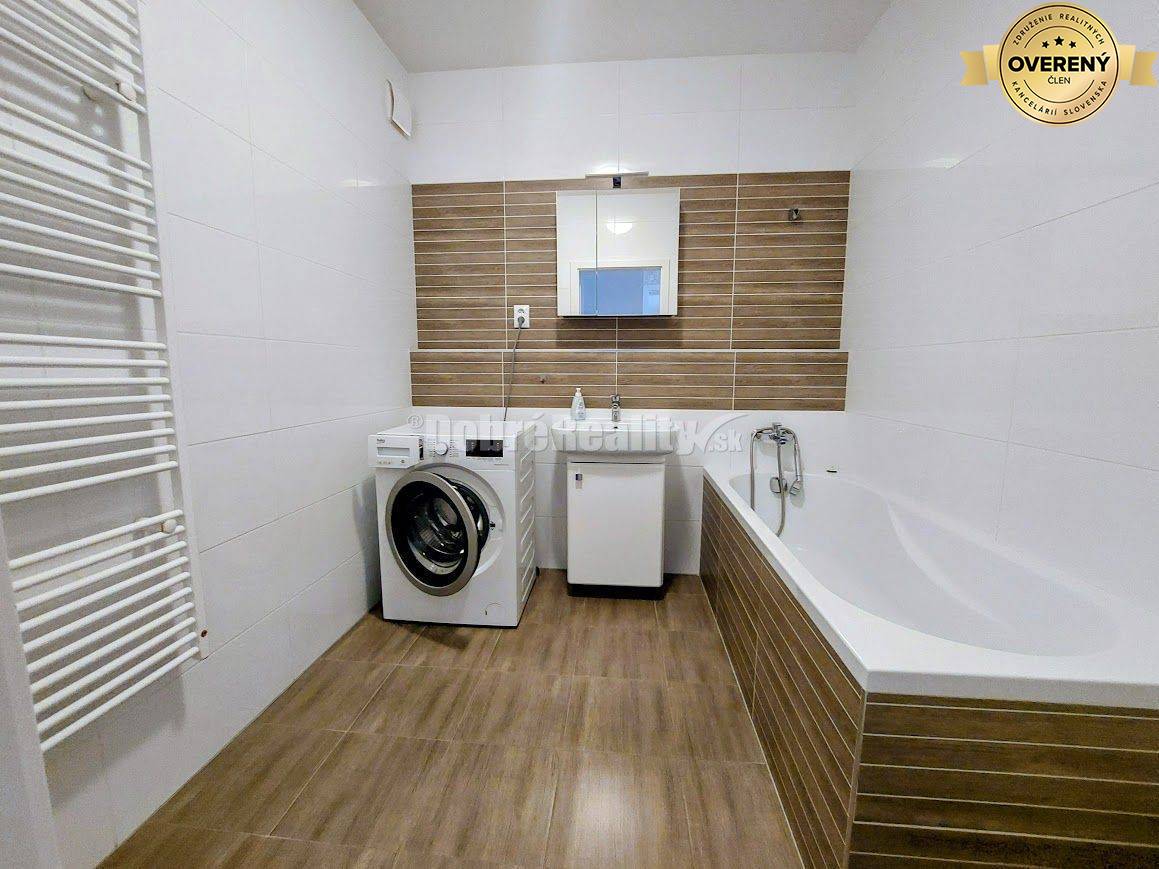 PRENÁJOM: MODERNÝ 3 IZBOVÝ BYT S TERASOU A GARÁŽOVÝM STÁTÍM, BELVEDER