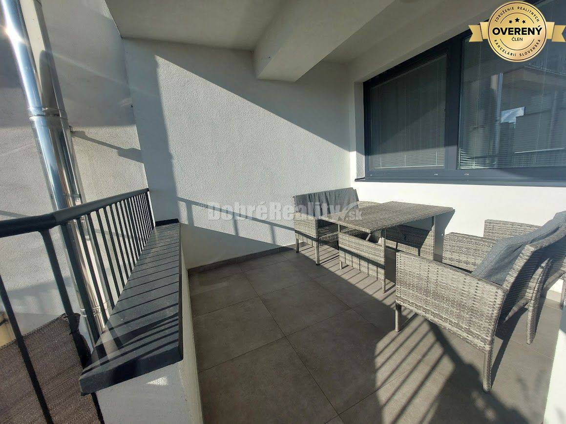 PRENÁJOM: MODERNÝ 3 IZBOVÝ BYT S TERASOU A GARÁŽOVÝM STÁTÍM, BELVEDER