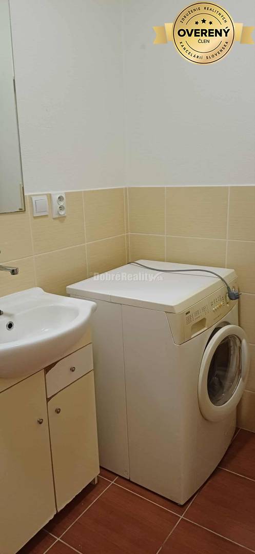 DOBRÉ REALITY - Prenájom 2-izbového bytu na ulici Prievidzská v Handlo