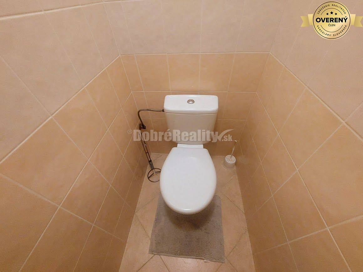 PRENÁJOM: SLNEČNÝ 2 IZBOVÝ BYT BEZ BALKÓNA, NOVOSTAVBA, CENTRUM