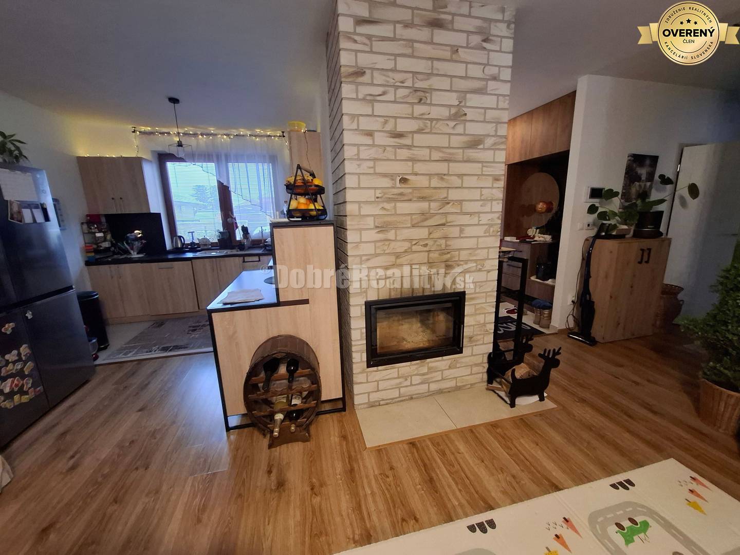 Dobre reality Ponukame na prenájom krásny RD