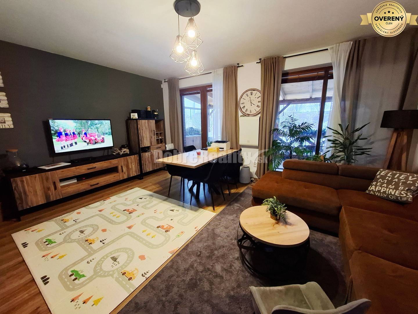 Dobre reality Ponukame na prenájom krásny RD