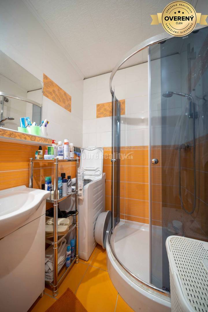 EXKLUZÍVNE NA PREDAJ - 4 izbový byt - 84m2, Piešťany - CENA VRÁTAN