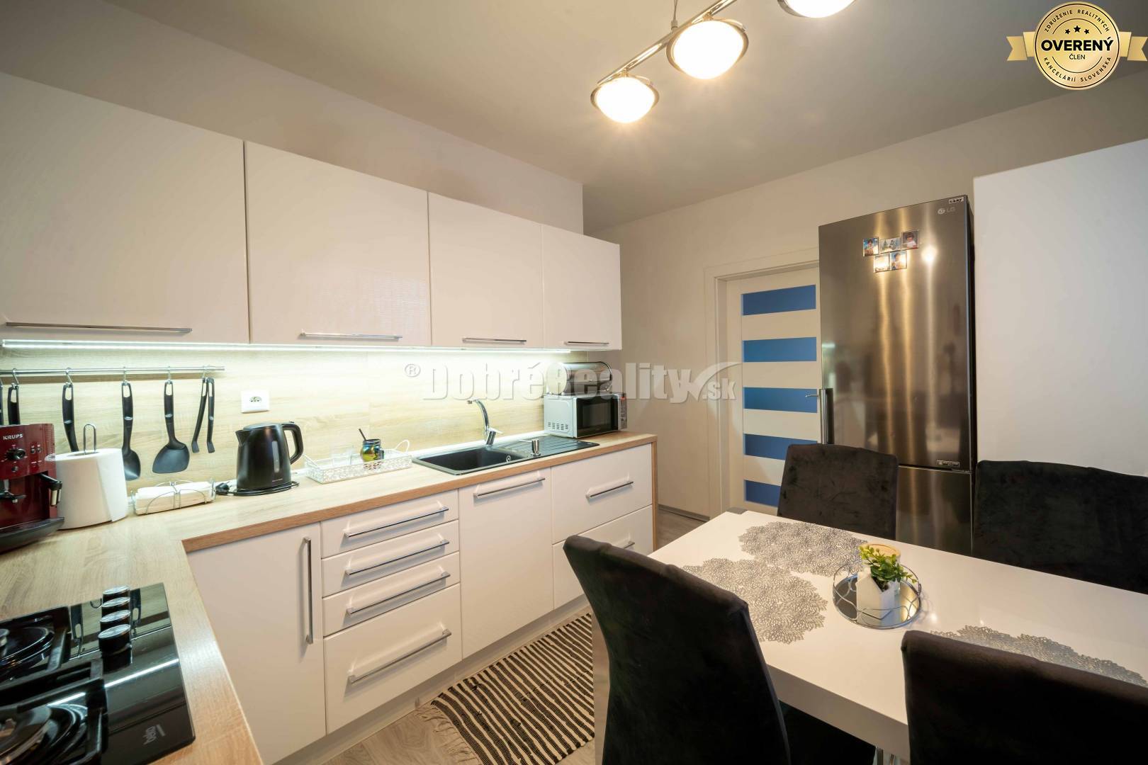 EXKLUZÍVNE NA PREDAJ - 4 izbový byt - 84m2, Piešťany - CENA VRÁTAN