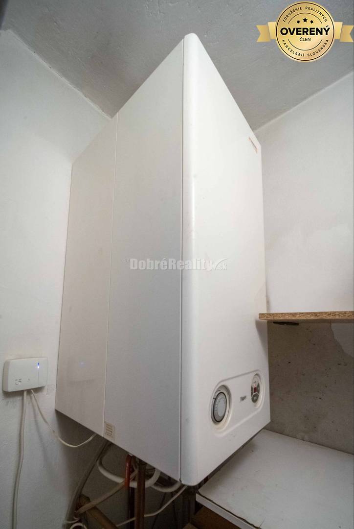 EXKLUZÍVNE NA PREDAJ - 4 izbový byt - 84m2, Piešťany - CENA VRÁTAN